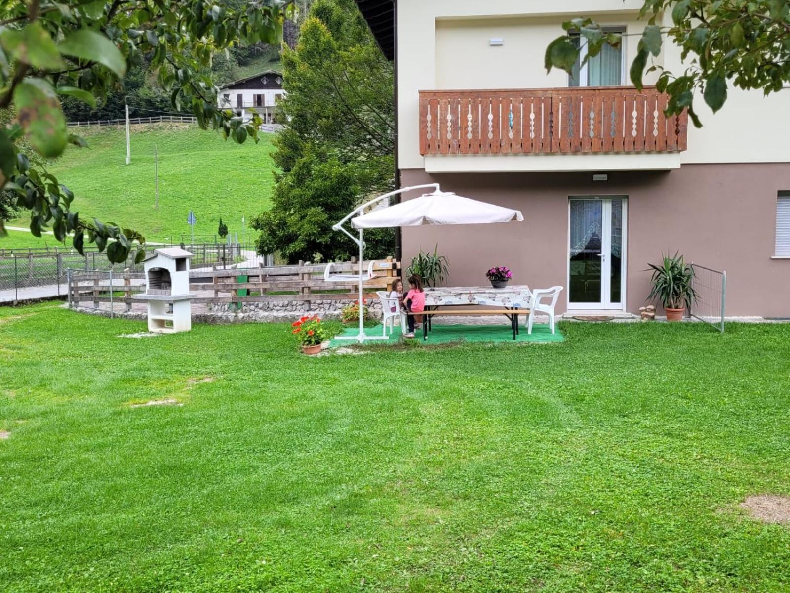 Casa Vescovi Apartman Tiarno di Sopra Kültér fotó